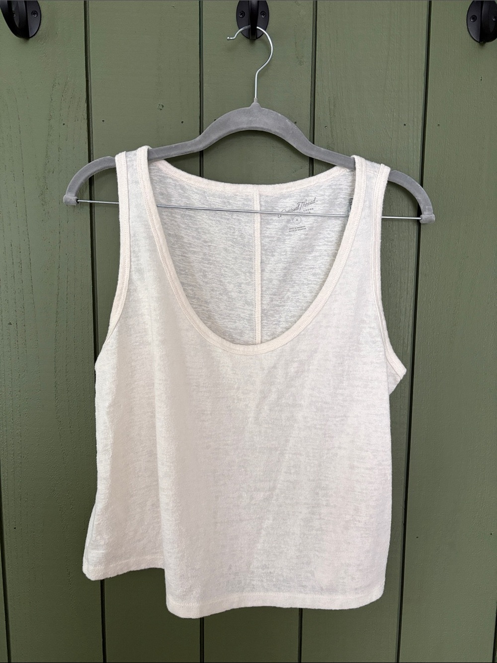 Universal Thread Cream Scoop Neck Tank Top